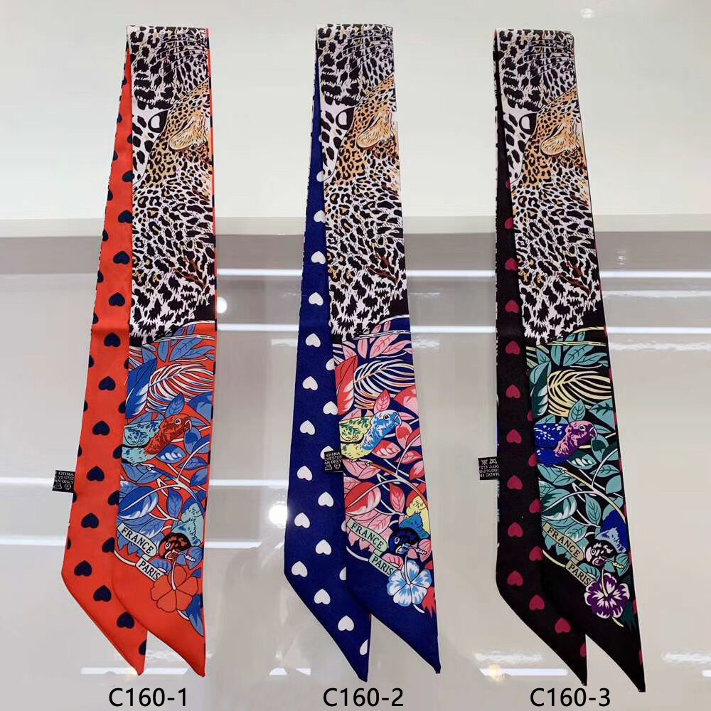 Women'S Bags Designer Brands - Marka Leopard Parrot Heart Silk Scarf