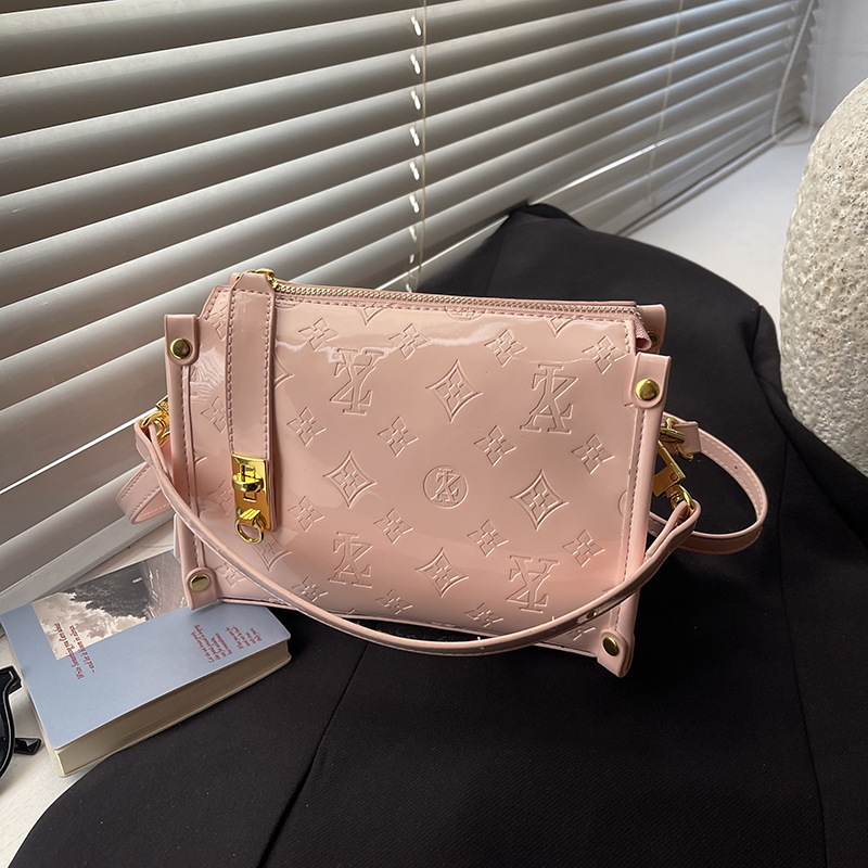 Kolekcja Klasycznych Projektów – Women'S Bags New Collection recenzja i cena