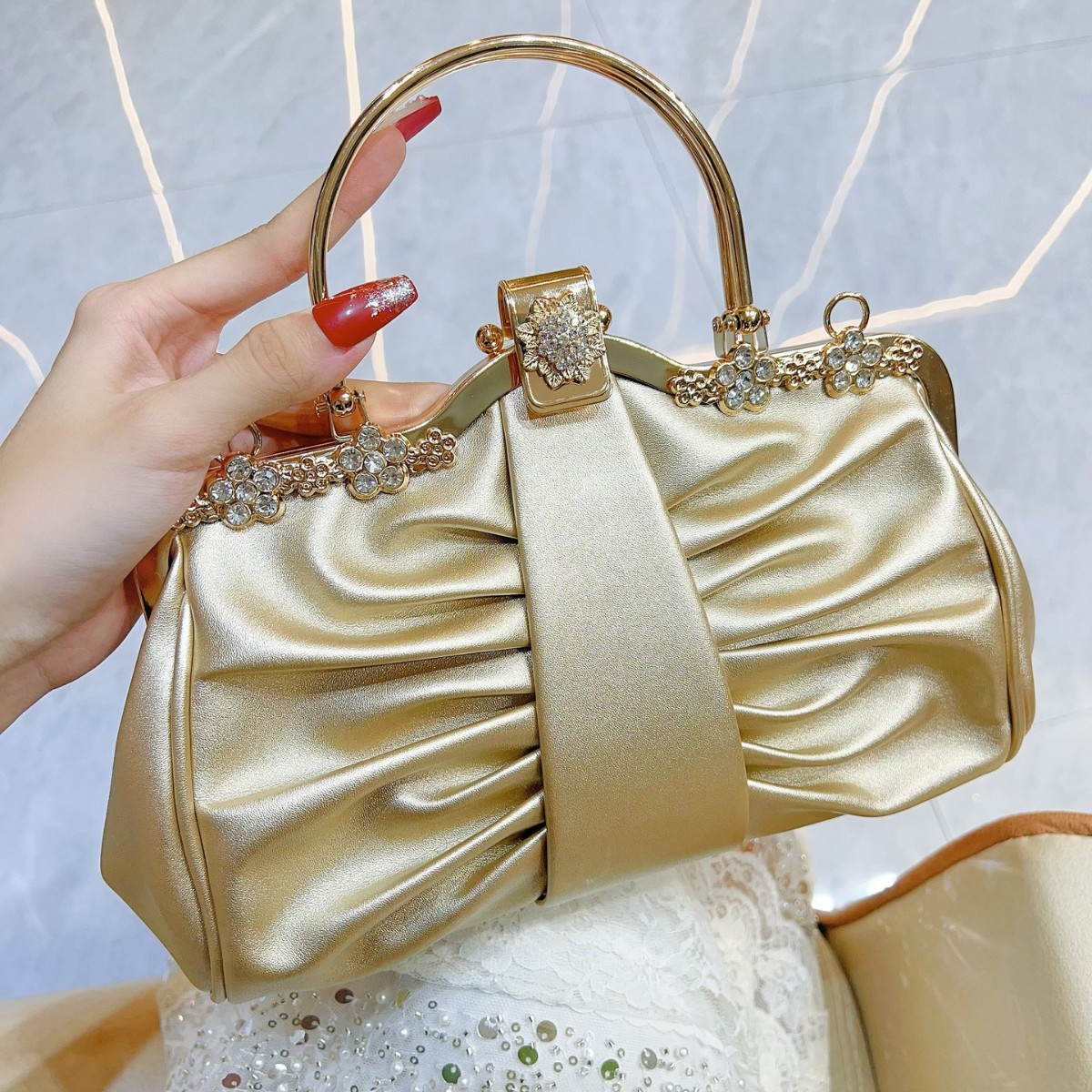 Luksusowe, ekskluzywne torebki – Women Bags In Trend recenzja i cena
